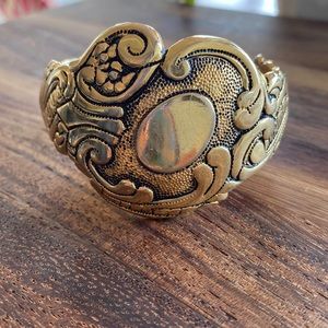 Lucien Piccard hinged bangle bracelet. 77 grms, 8” around.